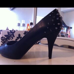 Fergalicious-Black Studded Heels-Man Made Material-Gently Used-Size 9